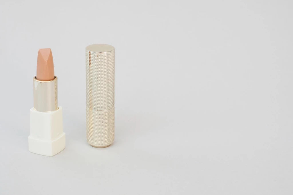 tonos de labiales nude
