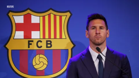 Lionel Messi se despide llorando del club Barcelona