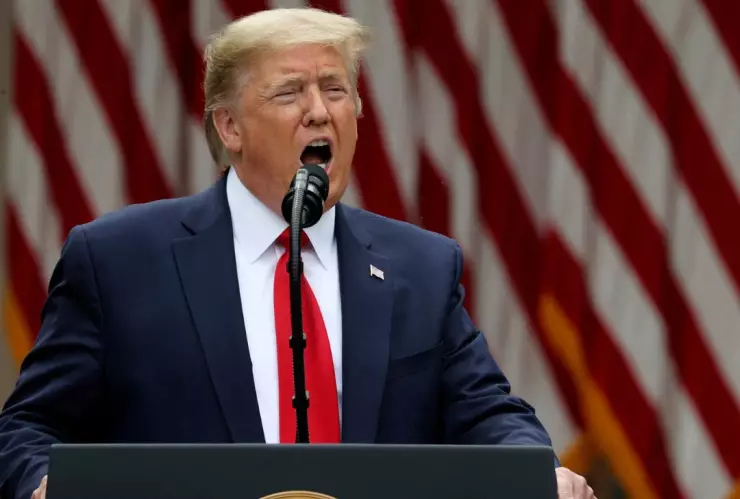 Donald Trump periodistas blogueros