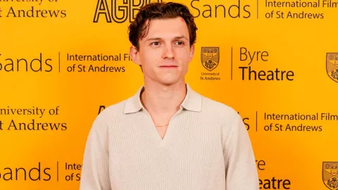 cancelan uncharted 2 pelicula tom holland