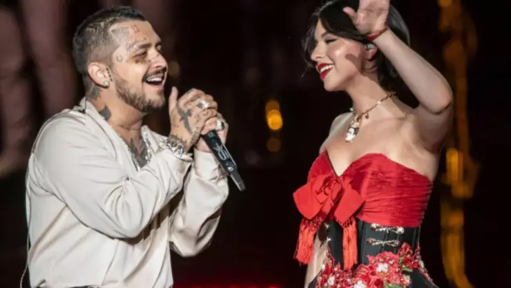 ÚLTIMA HORA_ Ángela Aguilar y Christian Nodal CONFIRMAN su relación