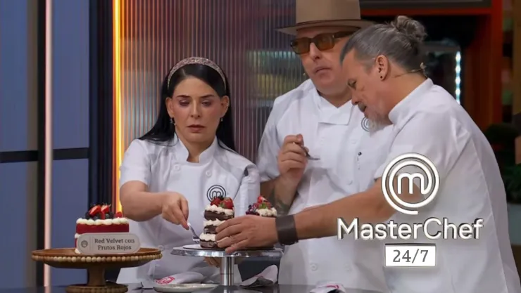 MasterChef pastel red velvet.jpg