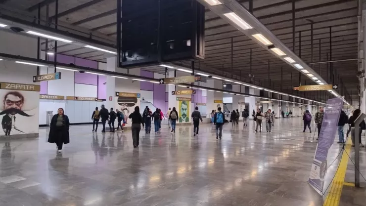 Retrasos de hasta el 15 minutos en el Metro CDMX y Metrobús hoy martes