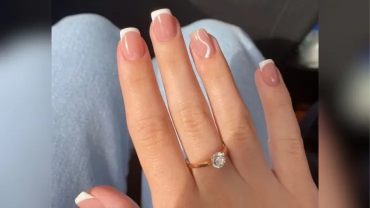 Diseños de uñas para dedos largos 2026 4 estilos elegantes ideales para oficina