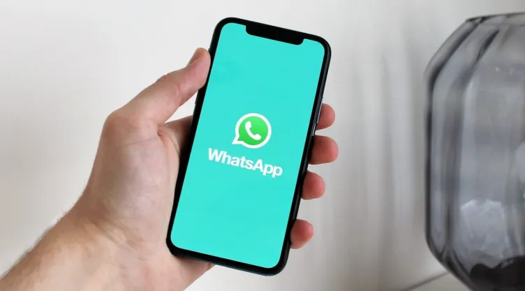 /estilo-de-vida/como-ocultar-ultima-conexion-whatsapp