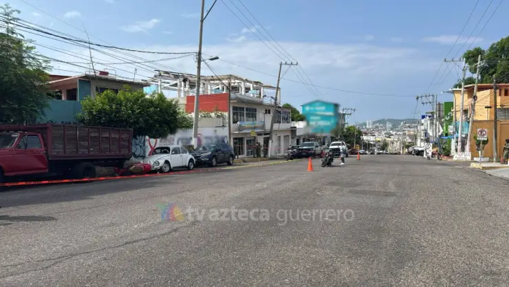 Ejecutan a una mujer a balazos en avenida Constituyentes, Acapulco
