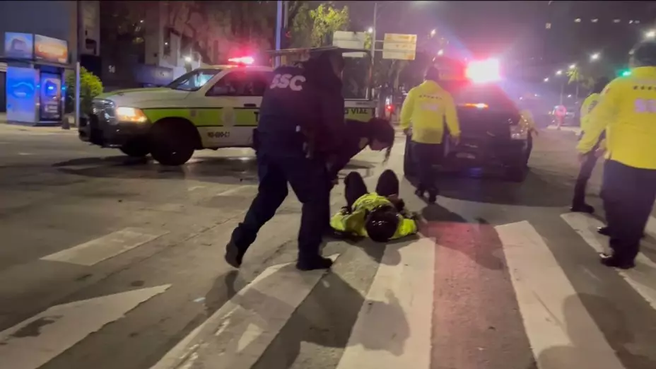 Atropellan a policía en Paseo de la Reforma; detienen a conductor en estado de ebriedad