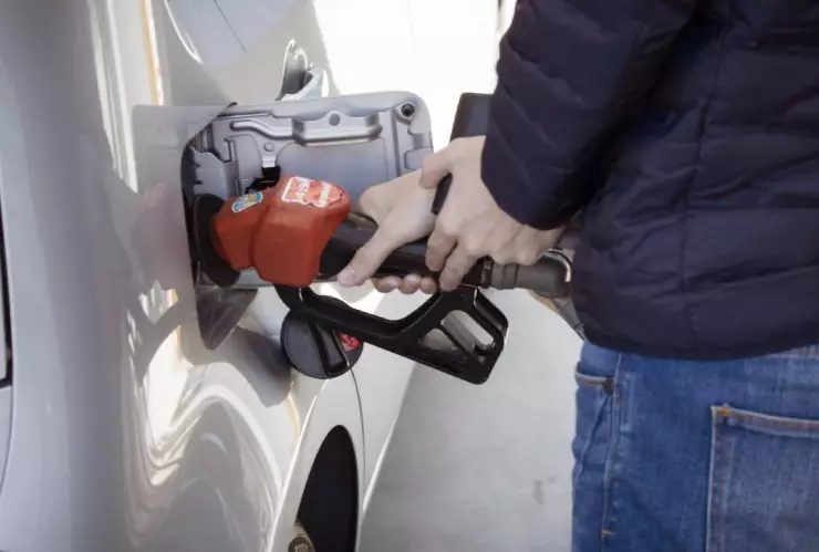 ¡Ahorremos! Tips para llenar tu tanque de gasolina
