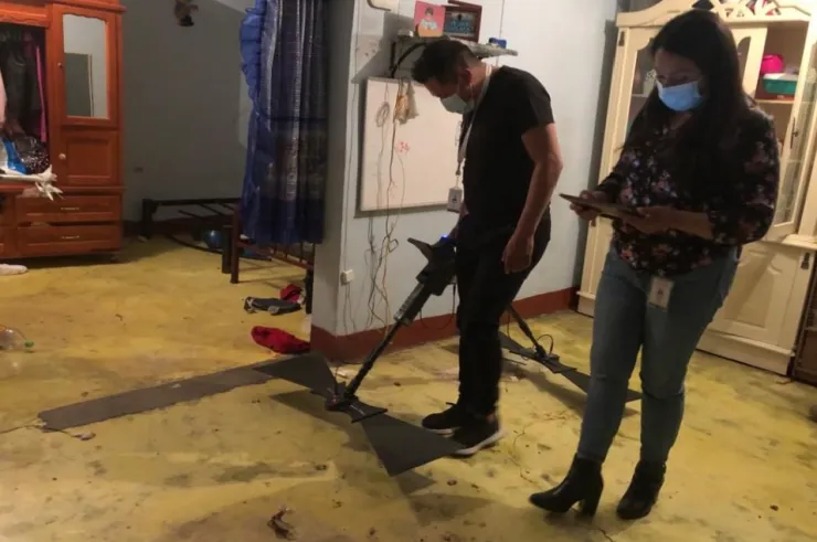 Buscan restos óseos con georadar durante cateo a inmueble en Atizapán.jpg