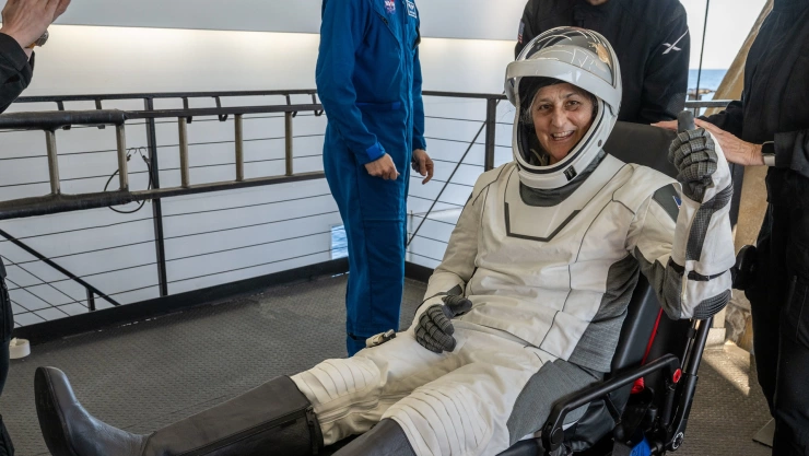 Astronauta de la NASA Suni Williams tras regresar a la Tierra