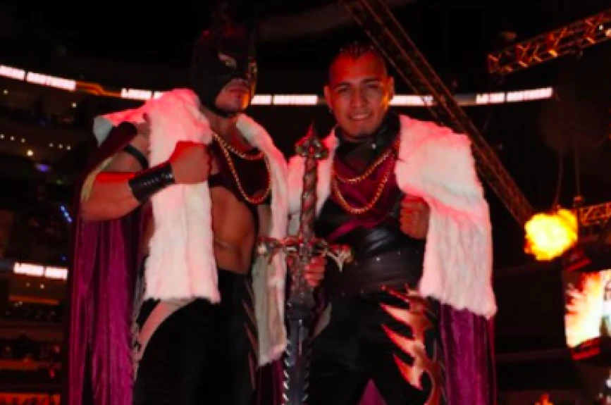 Lucha campeonatos de parejas AAA Triplemanía