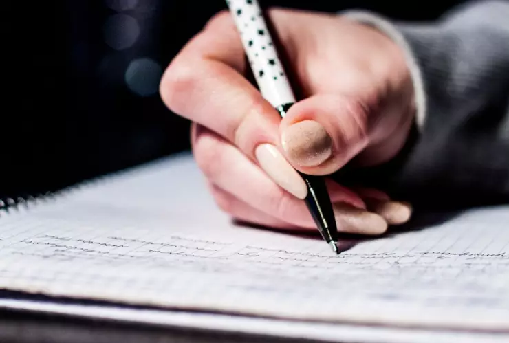 Así firma una persona con problemas neuróticos