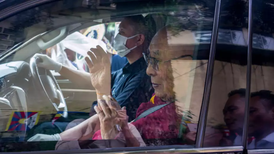 El Dalai Lama llega a Dharamshala, India.