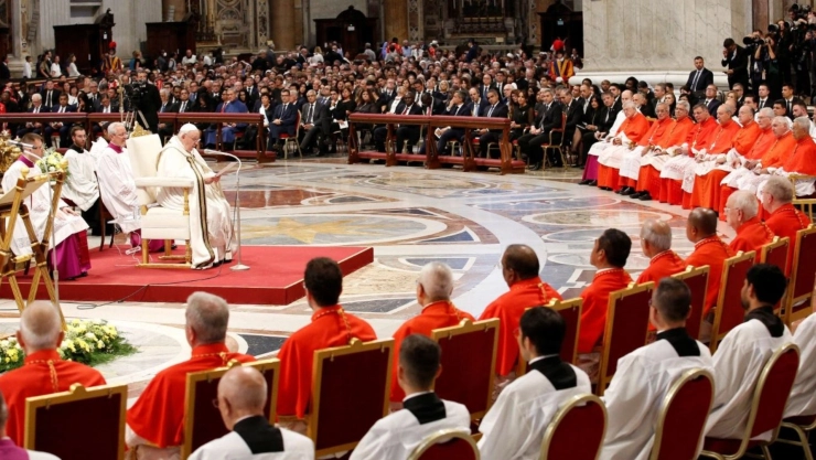 Si se muere el Papa Francisco, estos dos mexicanos pueden ser elegidos como sus sucesores