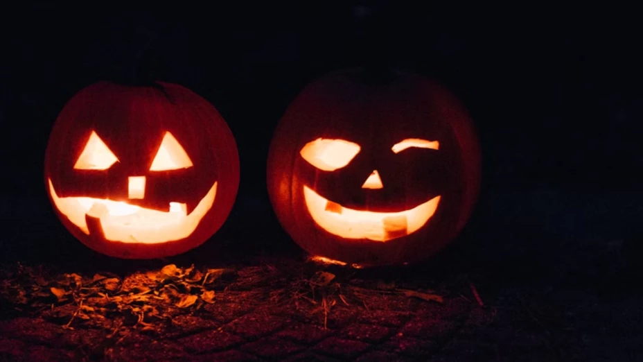 Exconductora de televisión acusada de quitarle la vida a su mamá en Halloween