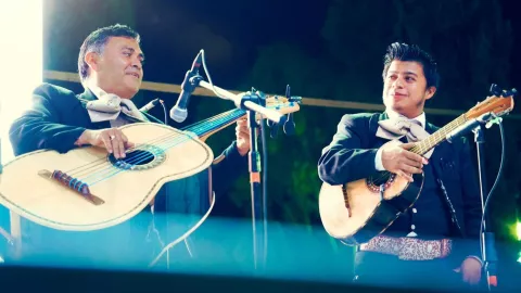 artistas que estarán en la feria nacional del queso y del vino 2024.jpg