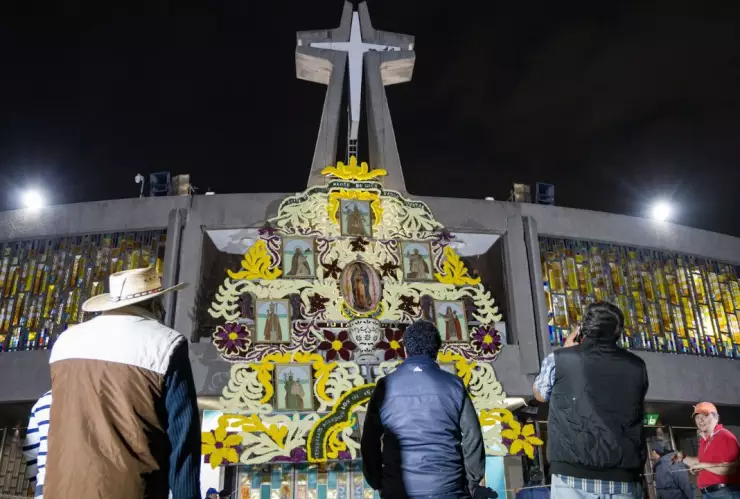 basílica-de-guadlupe-peregrinos-virgen-de-gudlupe-12-de-diciembre-2023