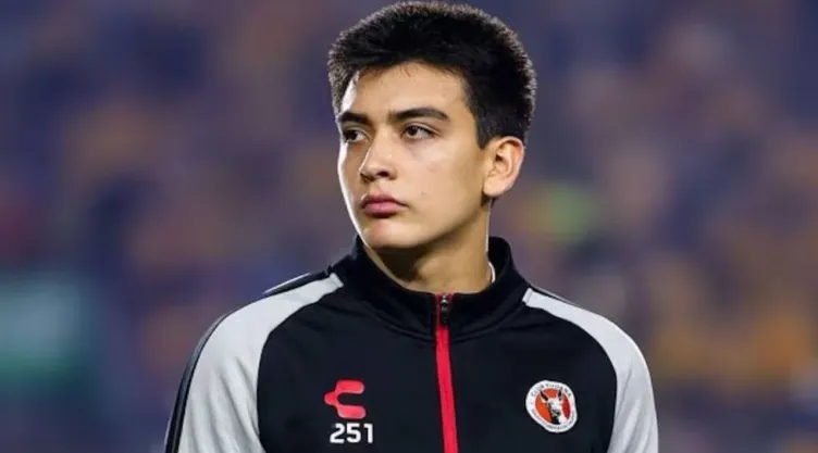 Gilberto Mora