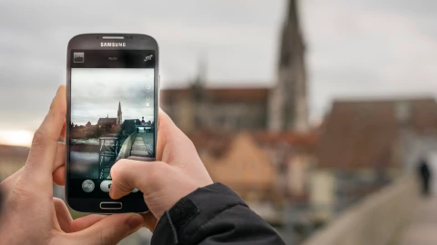 El One UI 7 trae mejoras para celulares con antiguas configuraciones en sus c&aacute;maras