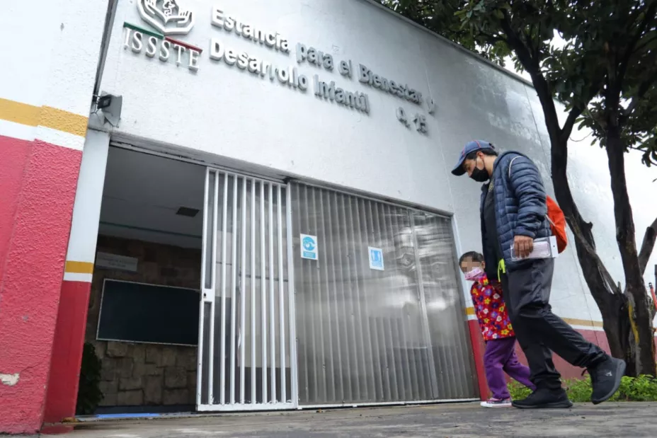 Issste Padre e hijo.jpeg