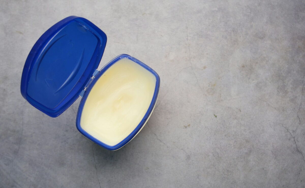 Seguro o no? Esto es lo que pasa si usas vaselina como lubricante, segn expertos Seguro o no? Esto es lo que pasa si usas vaselina como lubricante, segn expertos