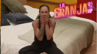 Entre lágrimas, Lis Vega agradece la experiencia de La Granja VIP y recuerda a su familia.