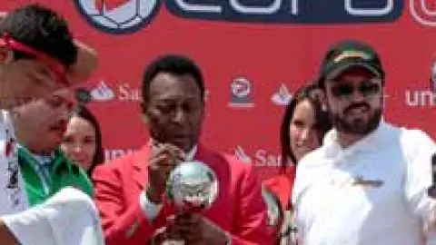 Pele