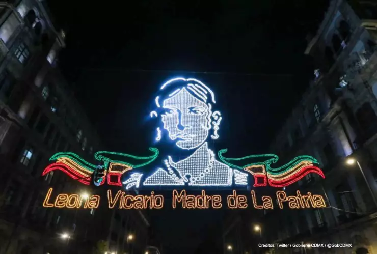 zocalo grito independencia acceso restringido.jpg