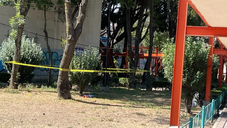 cuerpo sin vida cesto plastico tlatelolco.jpg