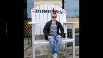 Macaulay Culkin TV Azteca_23.jpg