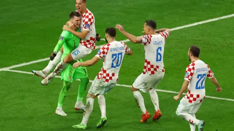 Croacia festeja su pase a 4tos de Final