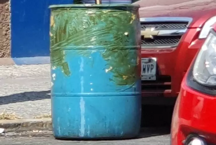 Mujer mata a su pareja y lo mete en un tambo.jpg