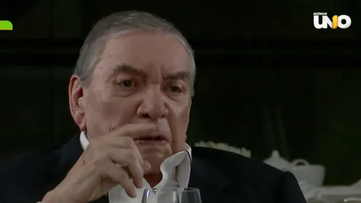 Marco Antonio Muñiz reapareció públicamente para presentar su autobiografía ‘Por Amor’