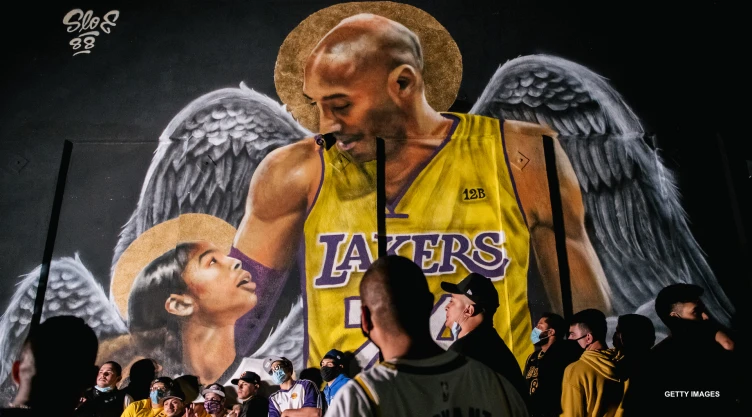 Kobe Bryant recordado por los Lakers