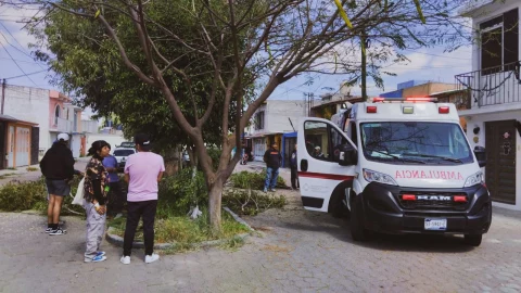 Hombre cae luego de recibir descarga eléctrica en Carrillo Puerto, Querétaro HOY martes 22 de octubre 2024