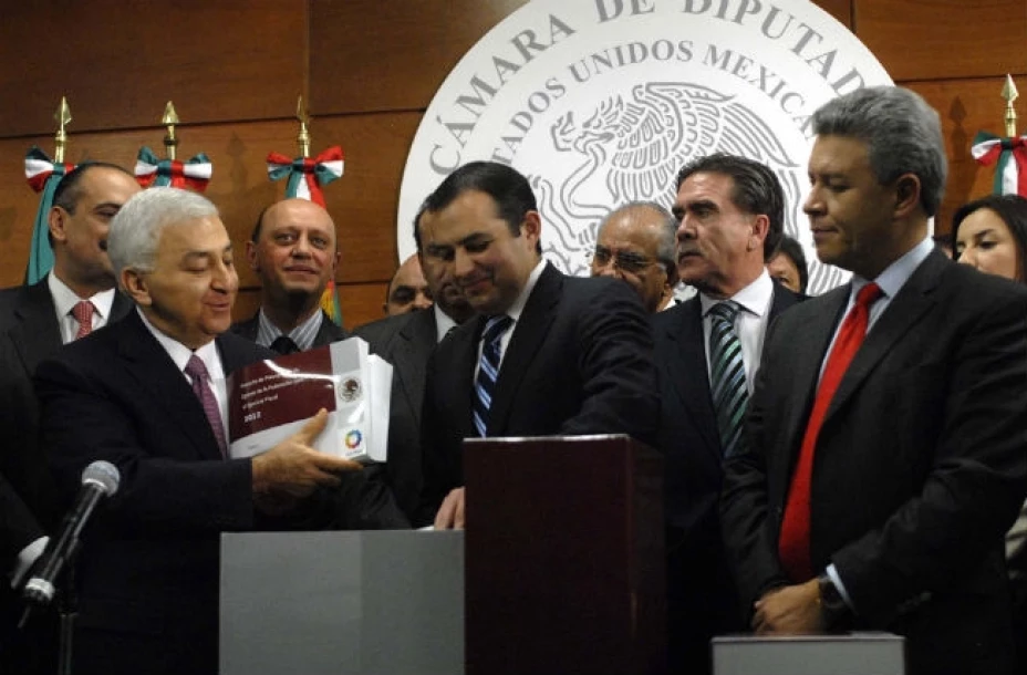 Chuayffet y senadores