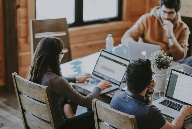 LFT: ¿Cuánto deben pagarte si trabajas el Domingo de Pascua?