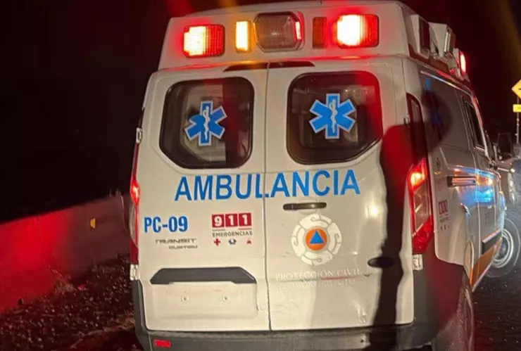 Trágico accidente Muere abuelito al ser atropellado cuando cruzaba esta carretera de Guanajuato; así está el tráfico vehicular (1).jpg