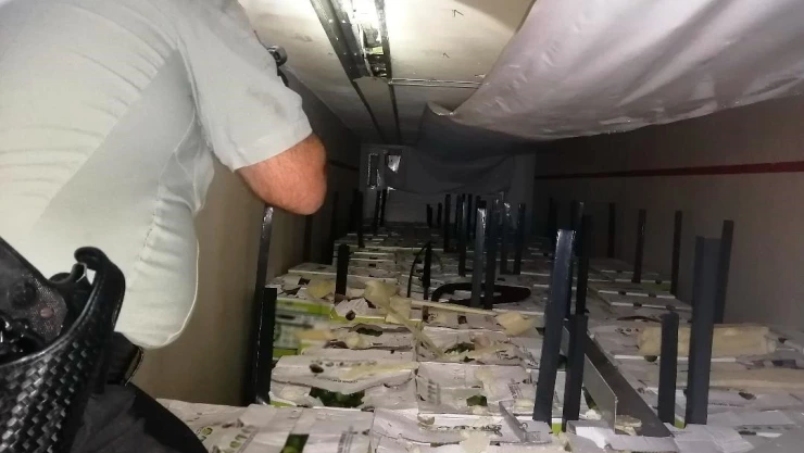 crystal que llevaban a Canadá.jpeg