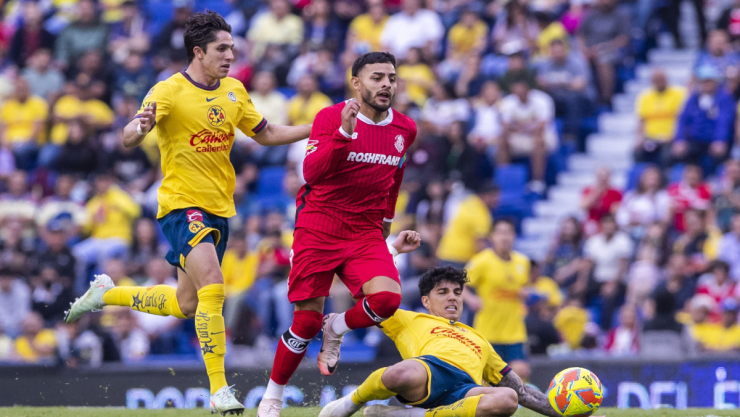 Alexis Vega ante América