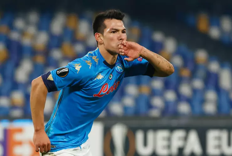 Hirving Lozano anota en la Europa League