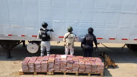 Decomisan tráiler cargado con cocaína y capturan al Jefe de Logística del Cártel de Sinaloa