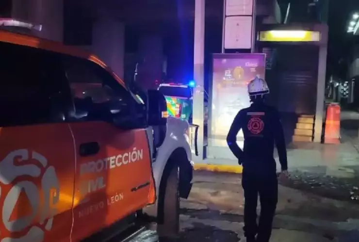 Mujer sin vida en la estación del metro de Monterrey.jpg
