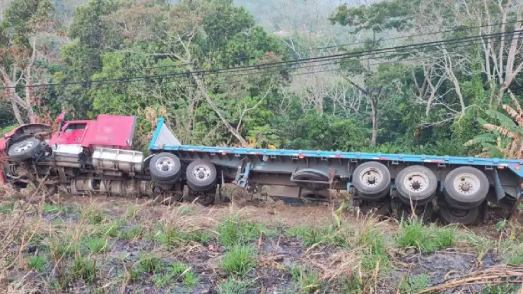 Accidente en carretera Paso del Toro-Acayucan