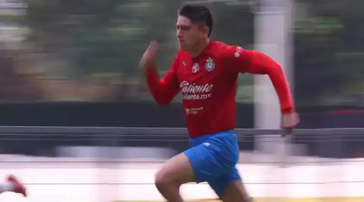 Uziel García, nuevo refuerzo de Chivas
