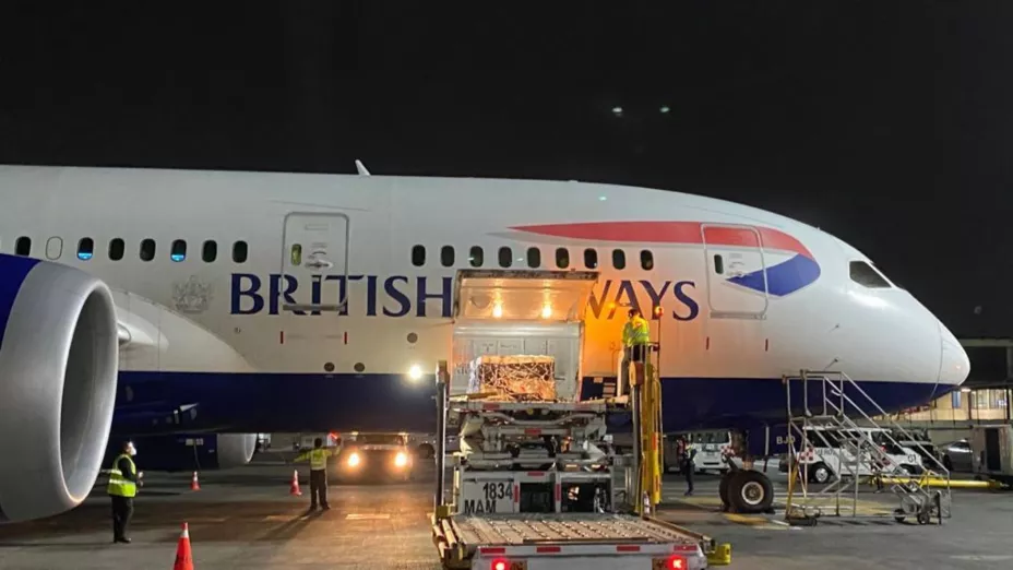 Avión vacunas rusa.jpeg