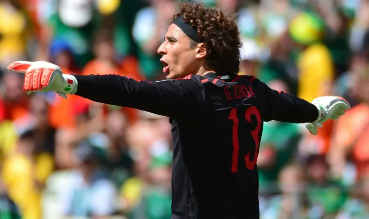 Memo Ochoa Jesús Corona