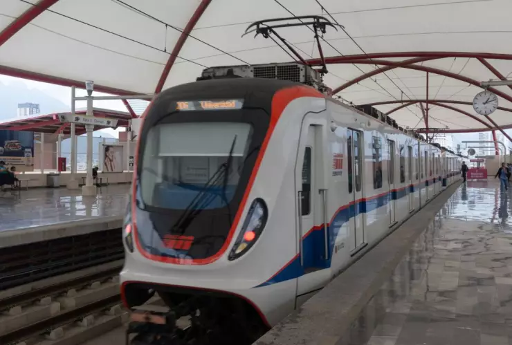 Metro en Monterrey, ampliación