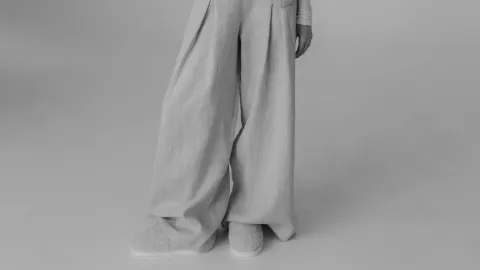 pantalon acampanado.jpg