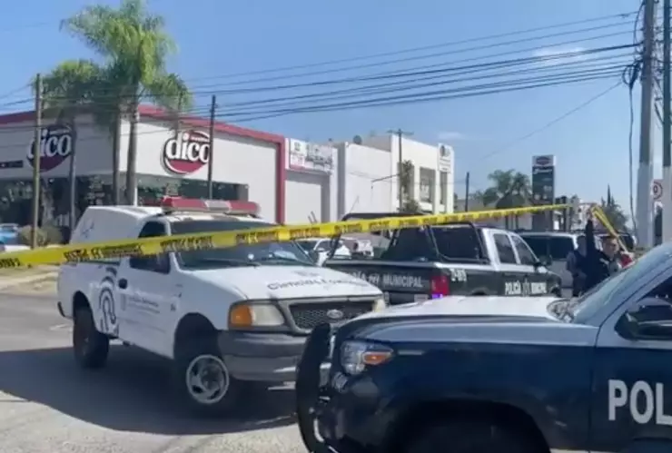 VIDEO: Asesinan a comandante de la Policía de Zapopan al interior de una cafetería